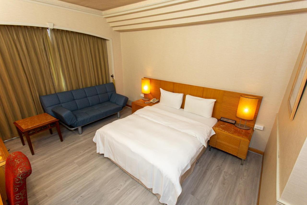 Ardi Hotel Yuanlin Bagian luar foto