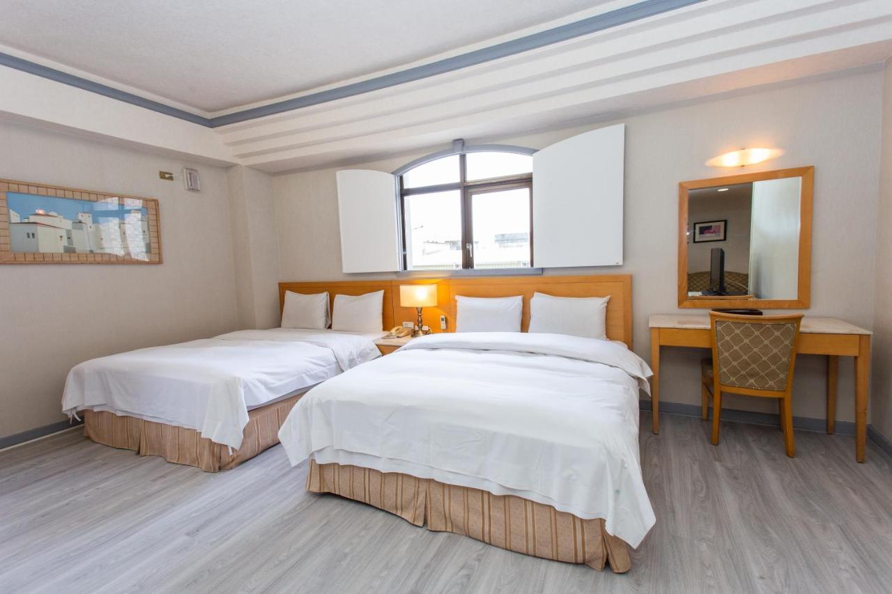 Ardi Hotel Yuanlin Bagian luar foto