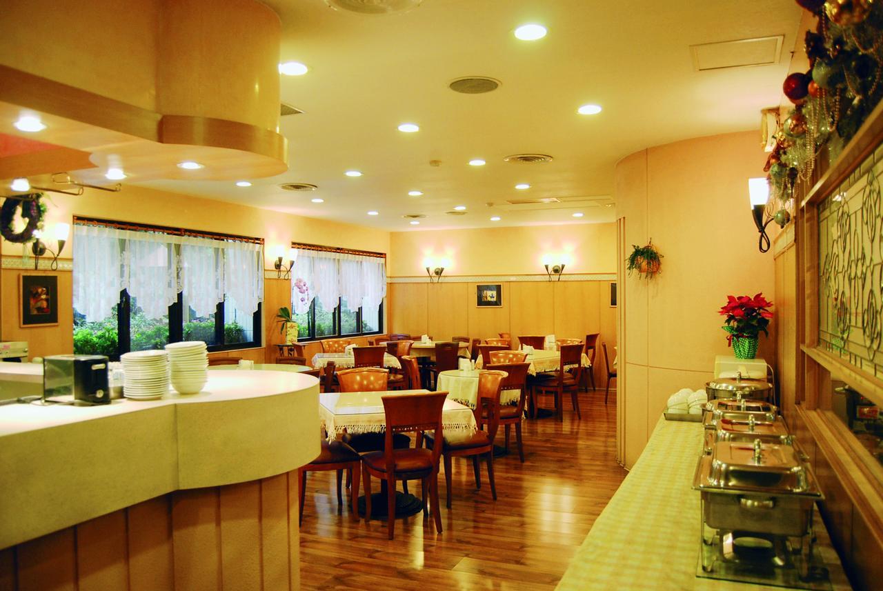 Ardi Hotel Yuanlin Bagian luar foto